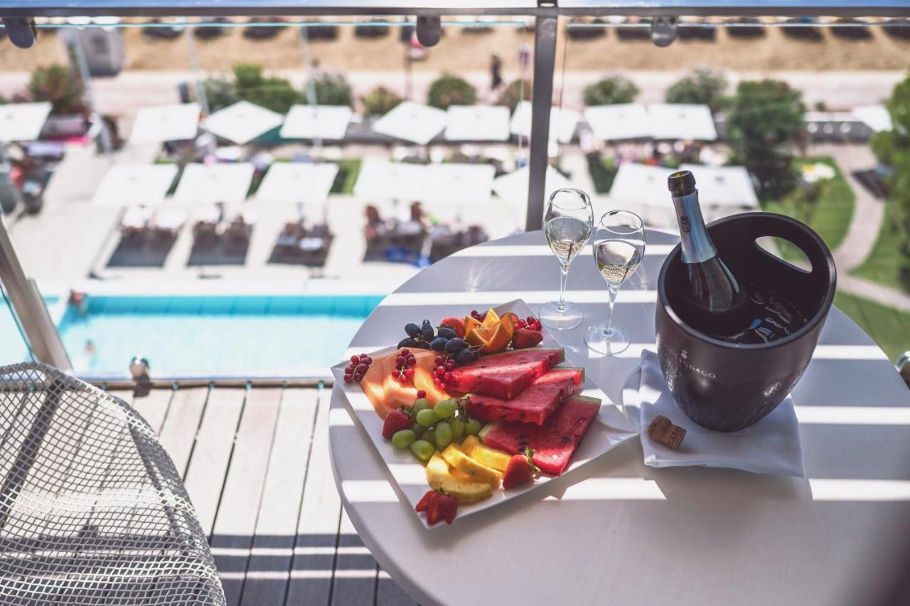 Hotel Cesare Augustus Lido di Jesolo Exterior foto