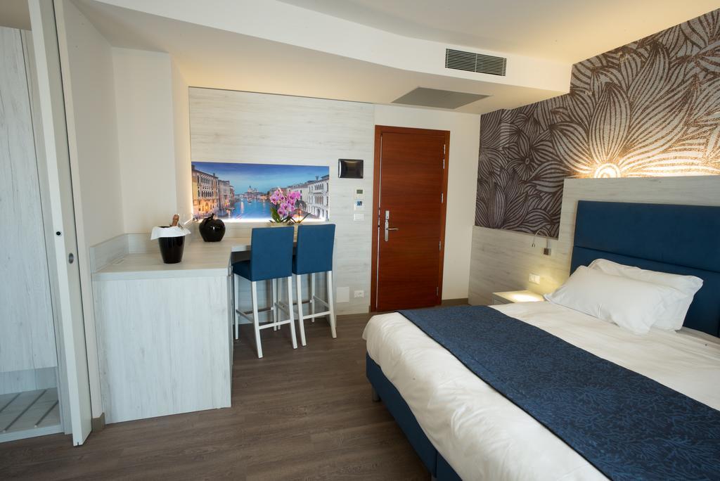 Hotel Cesare Augustus Lido di Jesolo Exterior foto