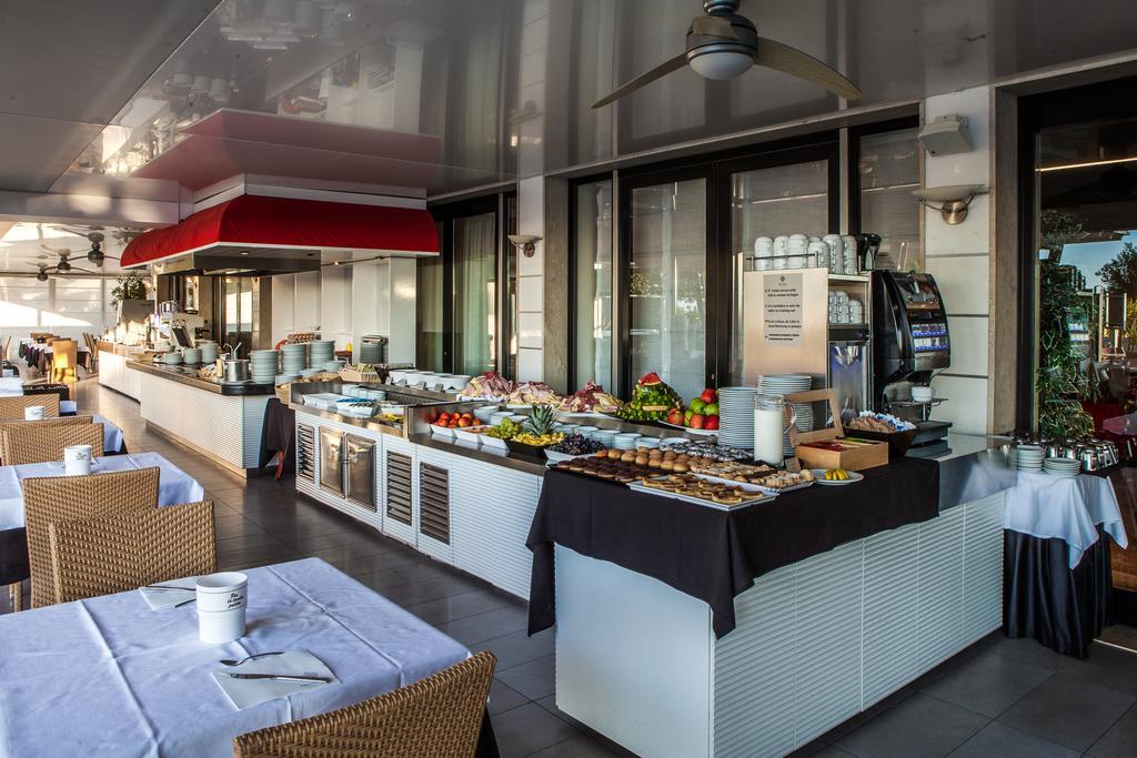 Hotel Cesare Augustus Lido di Jesolo Exterior foto