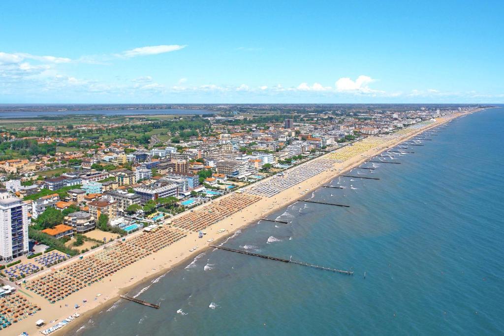 Hotel Cesare Augustus Lido di Jesolo Exterior foto